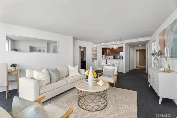 $689,000 | 700 East Ocean Boulevard, Unit 2703, Long Beach, CA 90802