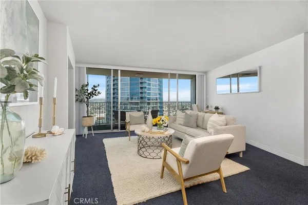 $689,000 | 700 East Ocean Boulevard, Unit 2703, Long Beach, CA 90802