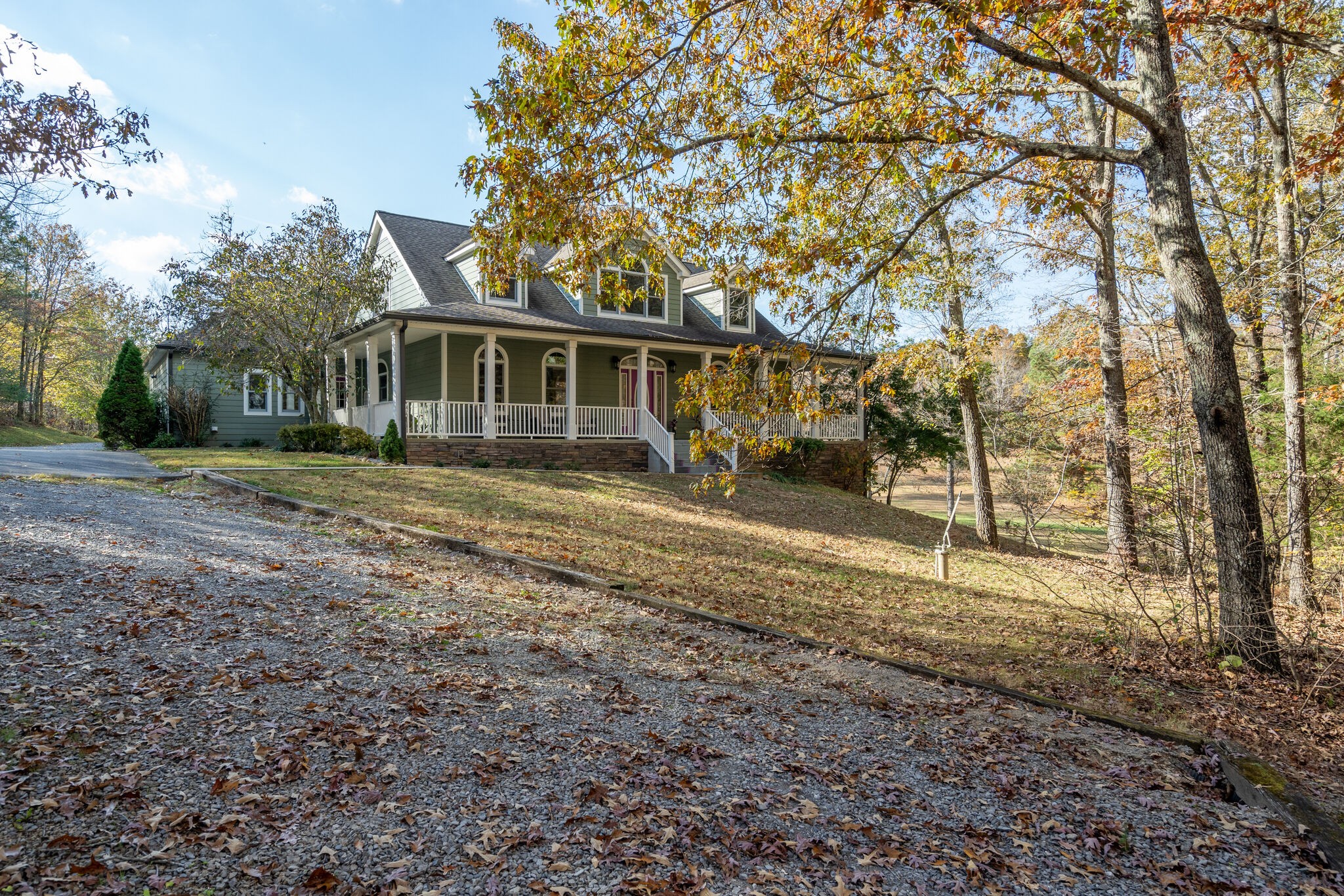 1823 Fortner Road Dickson, TN 37055 - Photo 2 of 55