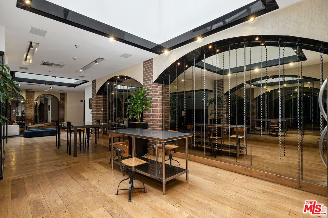 460 South Spring Street, Unit 1008 Los Angeles, CA 90013 - Photo 16 of 20