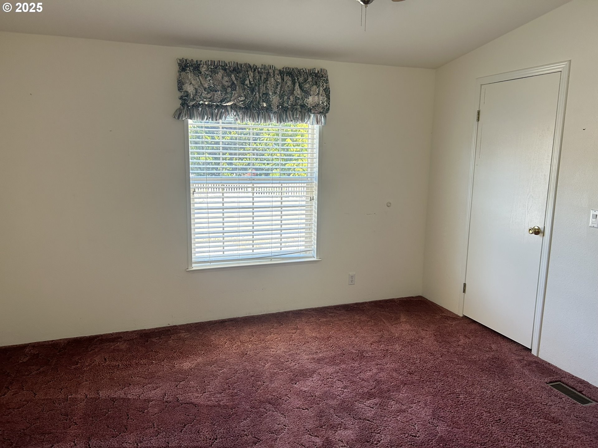 1941 Willow Loop Florence, OR 97439 - Photo 17 of 45 Gallery Image 17
