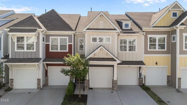 $550,000 | 620 Metro Street, Apex, NC 27502