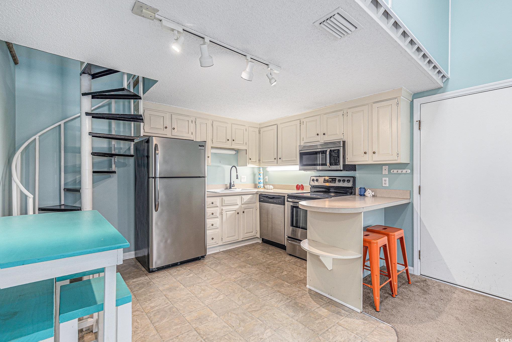 1206 Erin Way, Unit A Myrtle Beach, SC 29577 - Photo 5 of 31