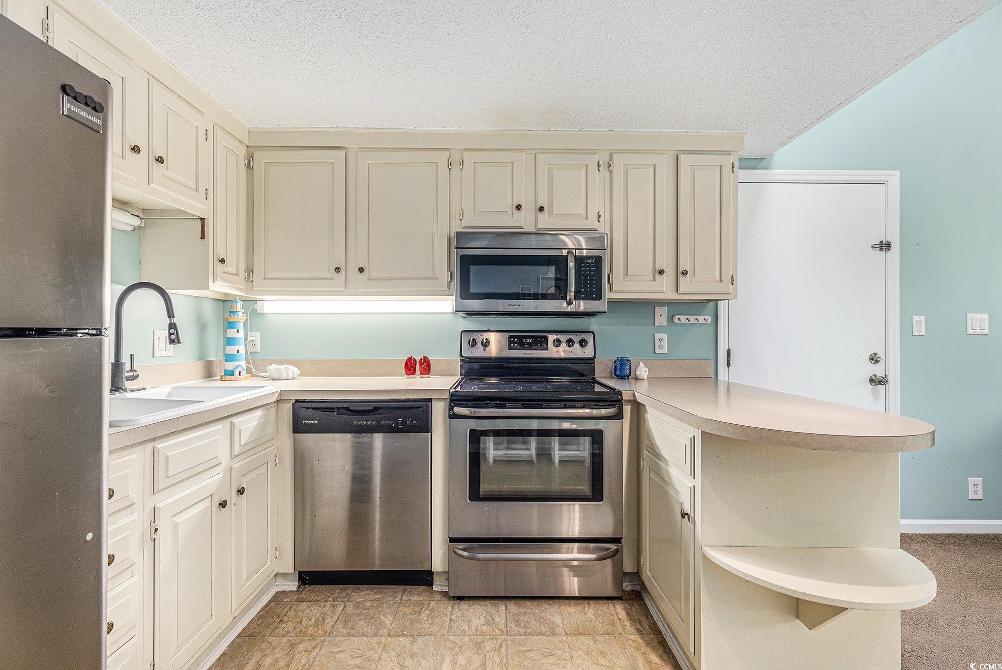 1206 Erin Way, Unit A Myrtle Beach, SC 29577 - Photo 6 of 31