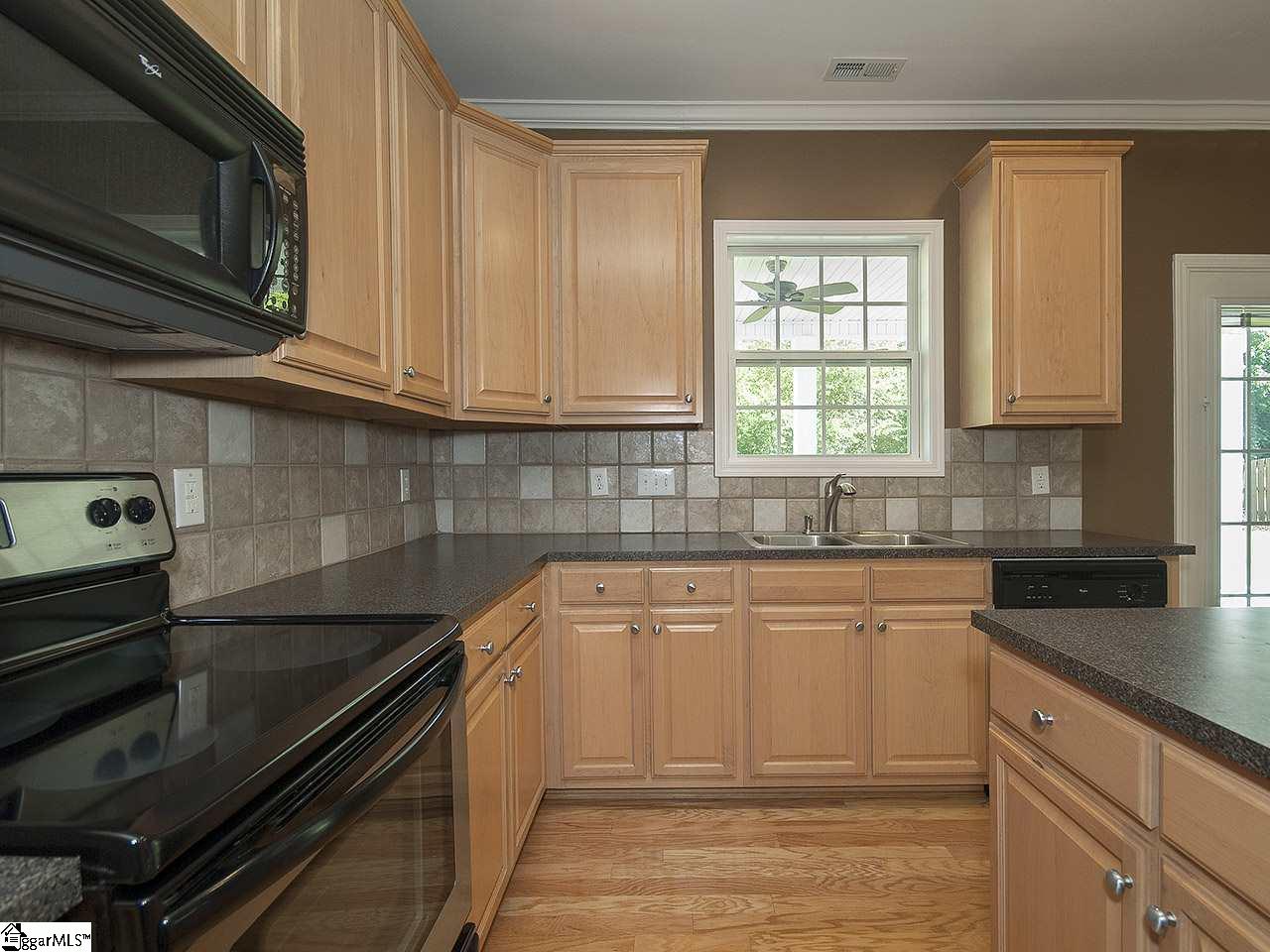 208 Tanner Chase Way Greenville, SC 29607 - Photo 14 of 36 Gallery Image 14