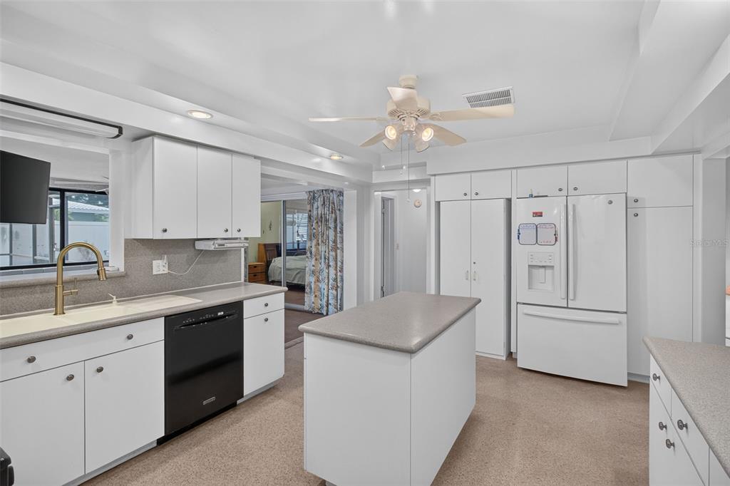 2012 Ripon Drive Clearwater, FL 33764 - Photo 9 of 24