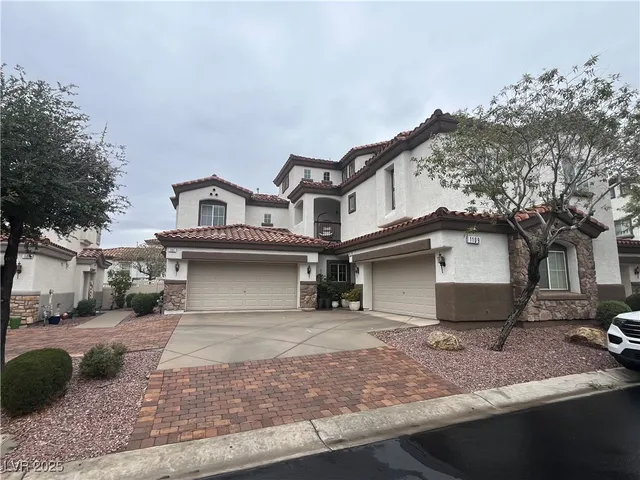 $1,865 | 1109 Tropical Star Lane, Unit 1, Henderson, NV 89002