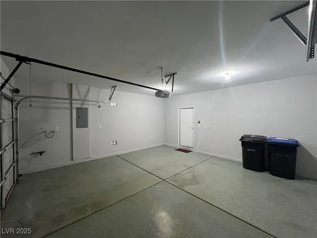 $1,865 | 1109 Tropical Star Lane, Unit 1, Henderson, NV 89002