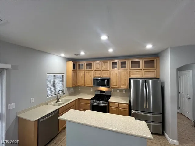 $1,865 | 1109 Tropical Star Lane, Unit 1, Henderson, NV 89002