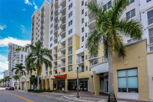 $349,900 | 1830 Radius Drive, Unit 1119, Hollywood, FL 33020