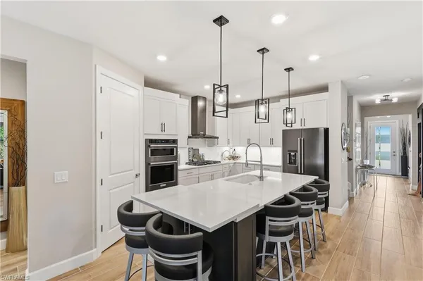 $1,050,000 | 6678 Pennyroyal Drive, Naples, FL 34114
