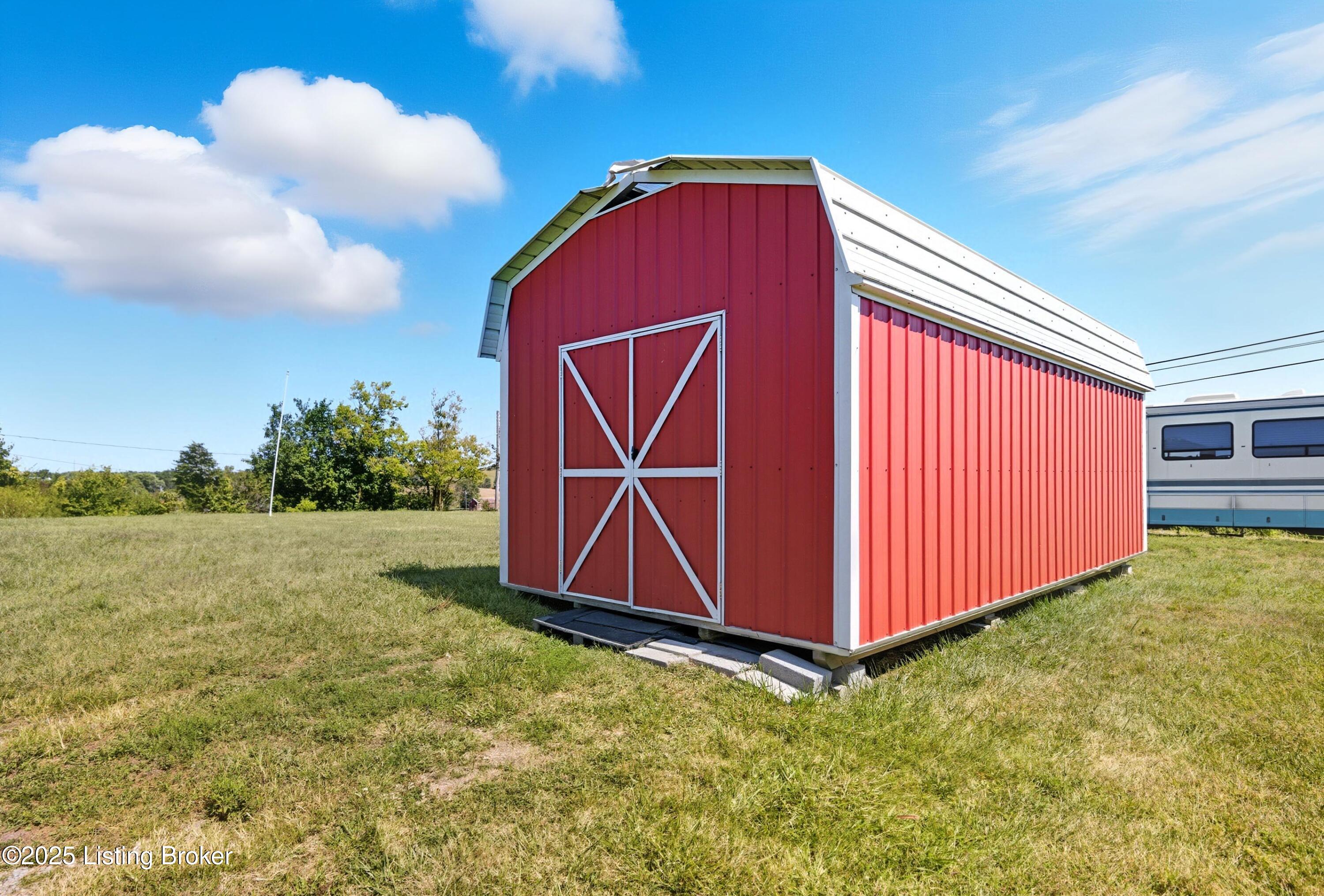 4560 Louisville Road Salvisa, KY 40372 - Photo 37 of 62 Storage Building