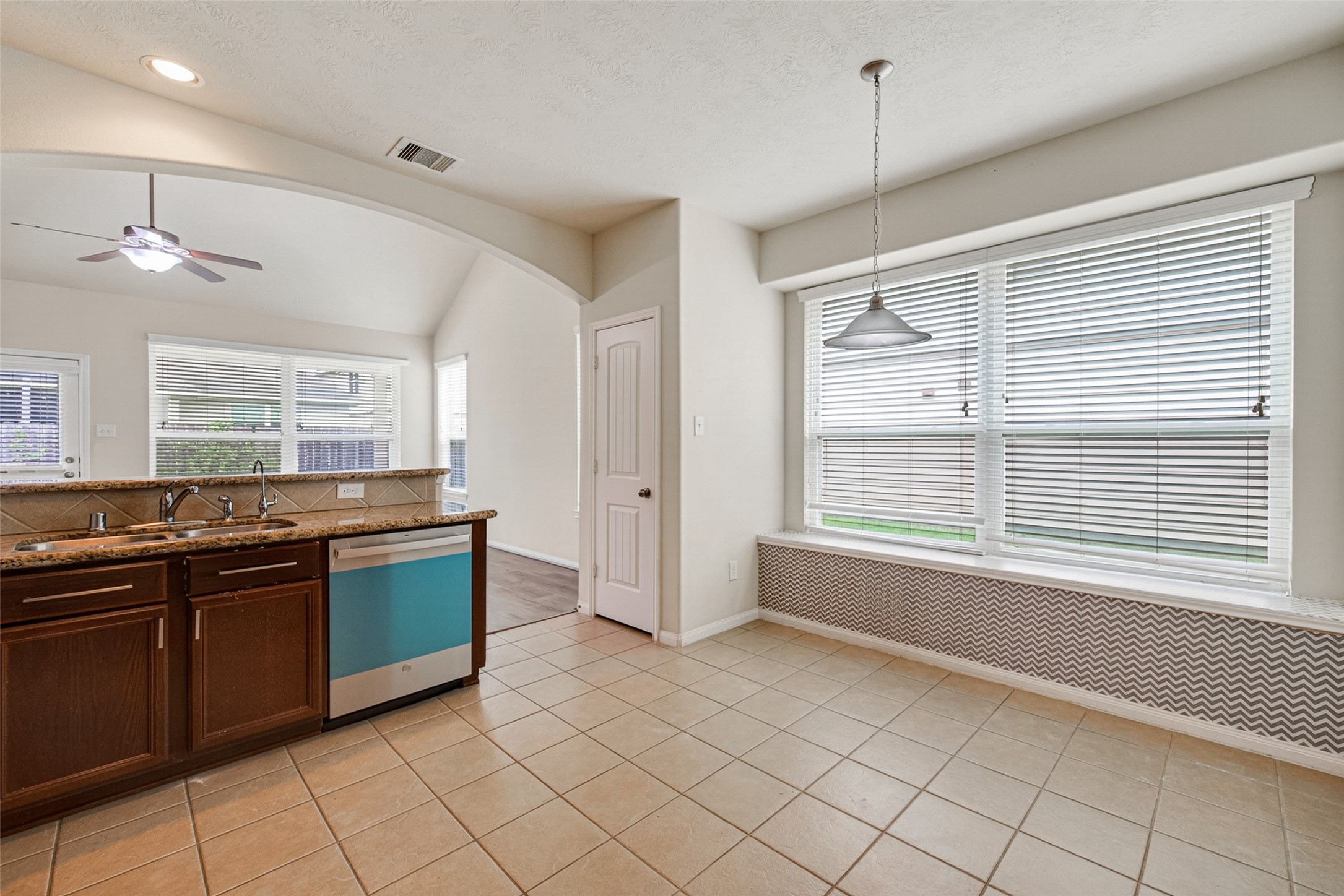 25018 Diamond Ranch Drive Katy, TX 77494 - Photo 19 of 46