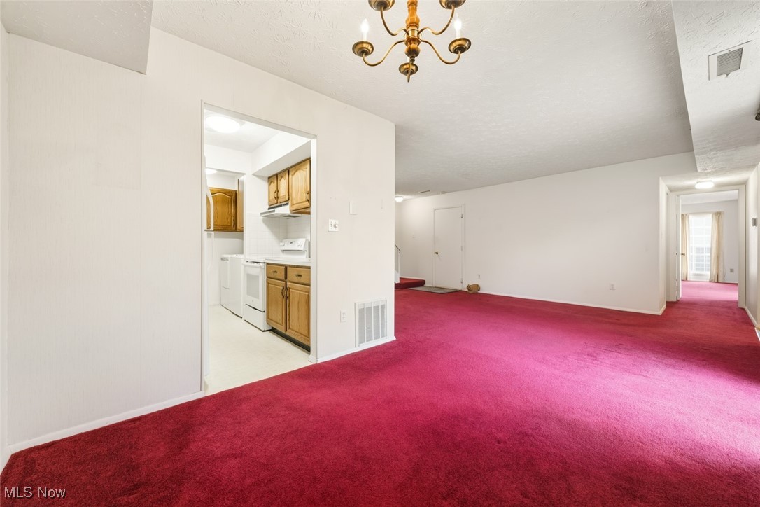 4916 Friar Road, Unit B Stow, OH 44224 - Photo 12 of 38 Gallery Image 12