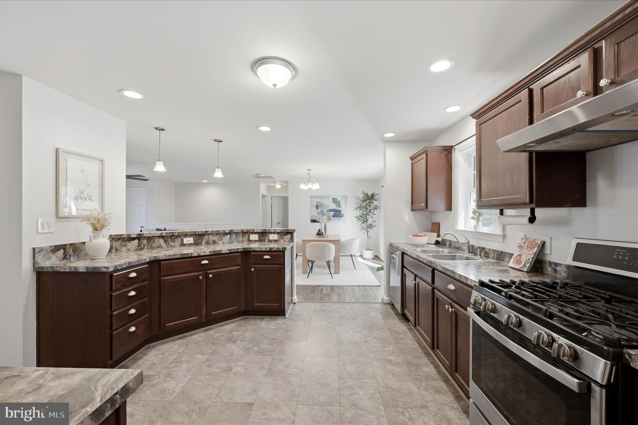 168 Deer Trail Road Front Royal, VA 22630 - Photo 14 of 58 Kitchen