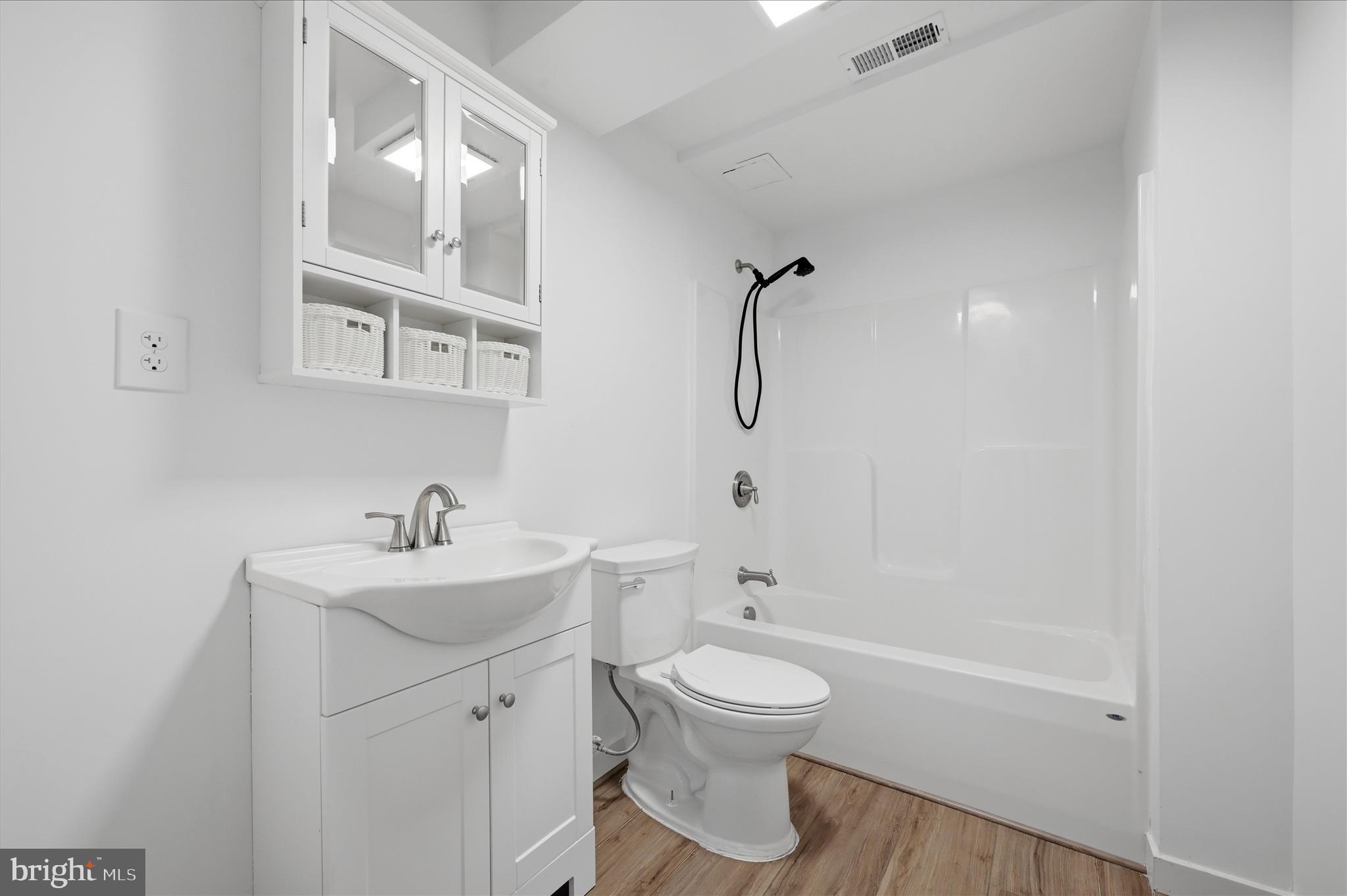 168 Deer Trail Road Front Royal, VA 22630 - Photo 33 of 58 Bathroom #3