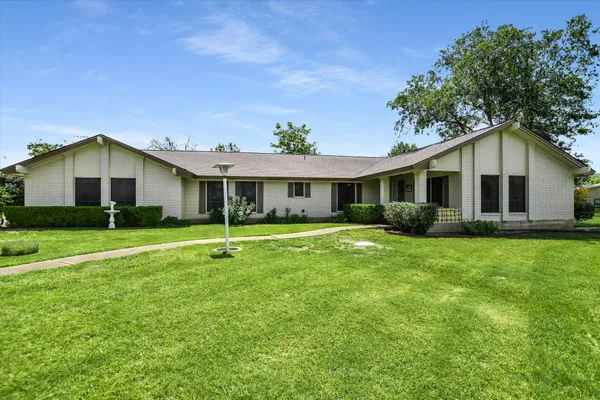 $3,000 | 7 Brenda Lane, Round Rock, TX 78665