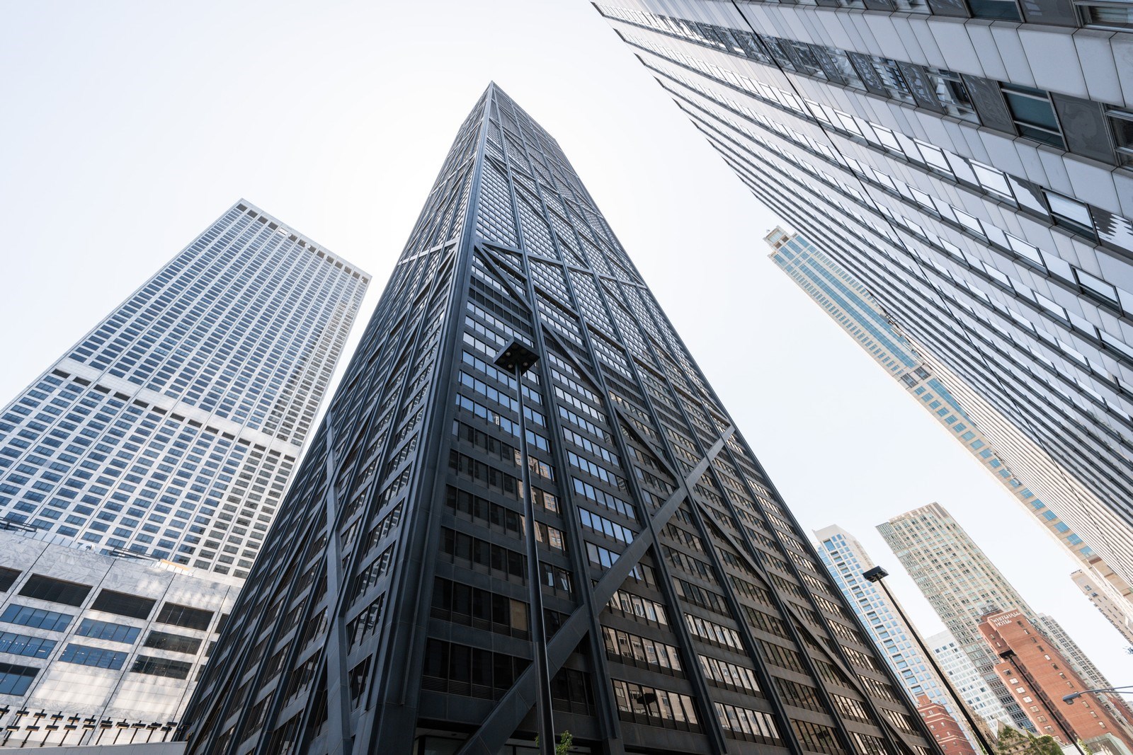 175 East Delaware Place, Unit 5004 Chicago, IL 60611 - Photo 1 of 17 a view of a tall building