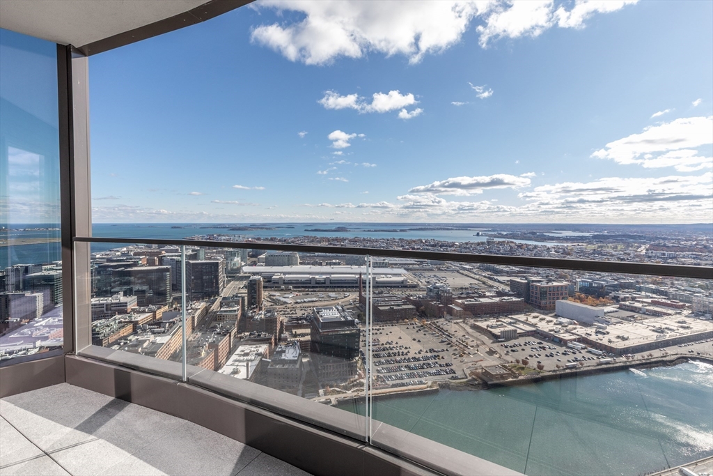 682 Atlantic Avenue, Unit 4210A Boston, MA 02111 - Photo 9 of 42