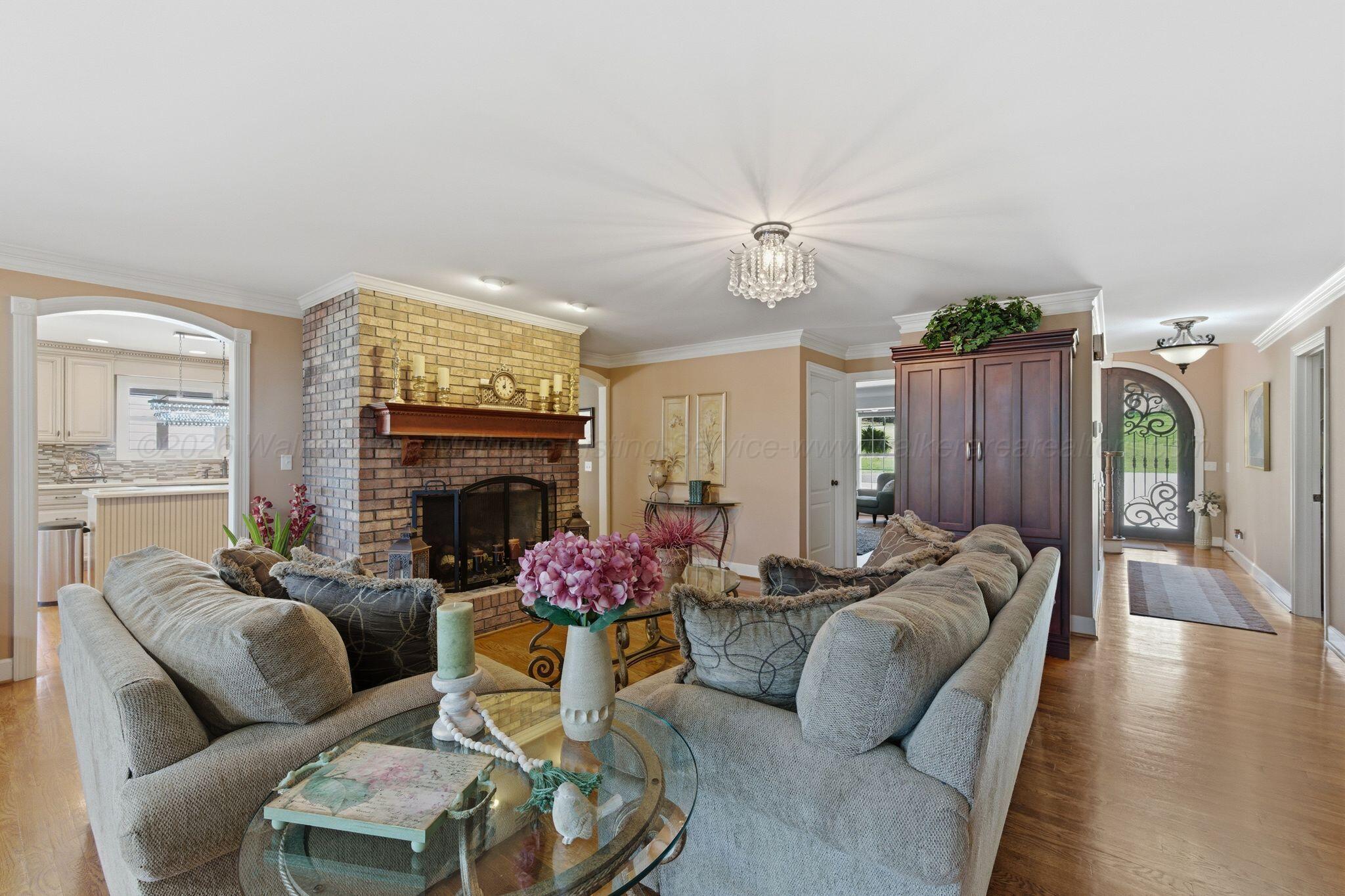 1511 Raccoon Creek Road Jasper, AL 35504 - Photo 14 of 50 Formal Living