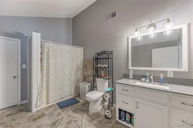 $399,900 | 210 Ripley 21n-16c, Doniphan, MO 63935