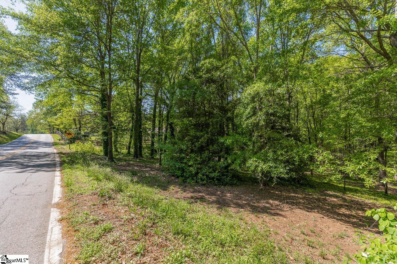18 B State Rd S-23-752 Greenville, SC 29609 - Photo 3 of 13 Gallery Image 3