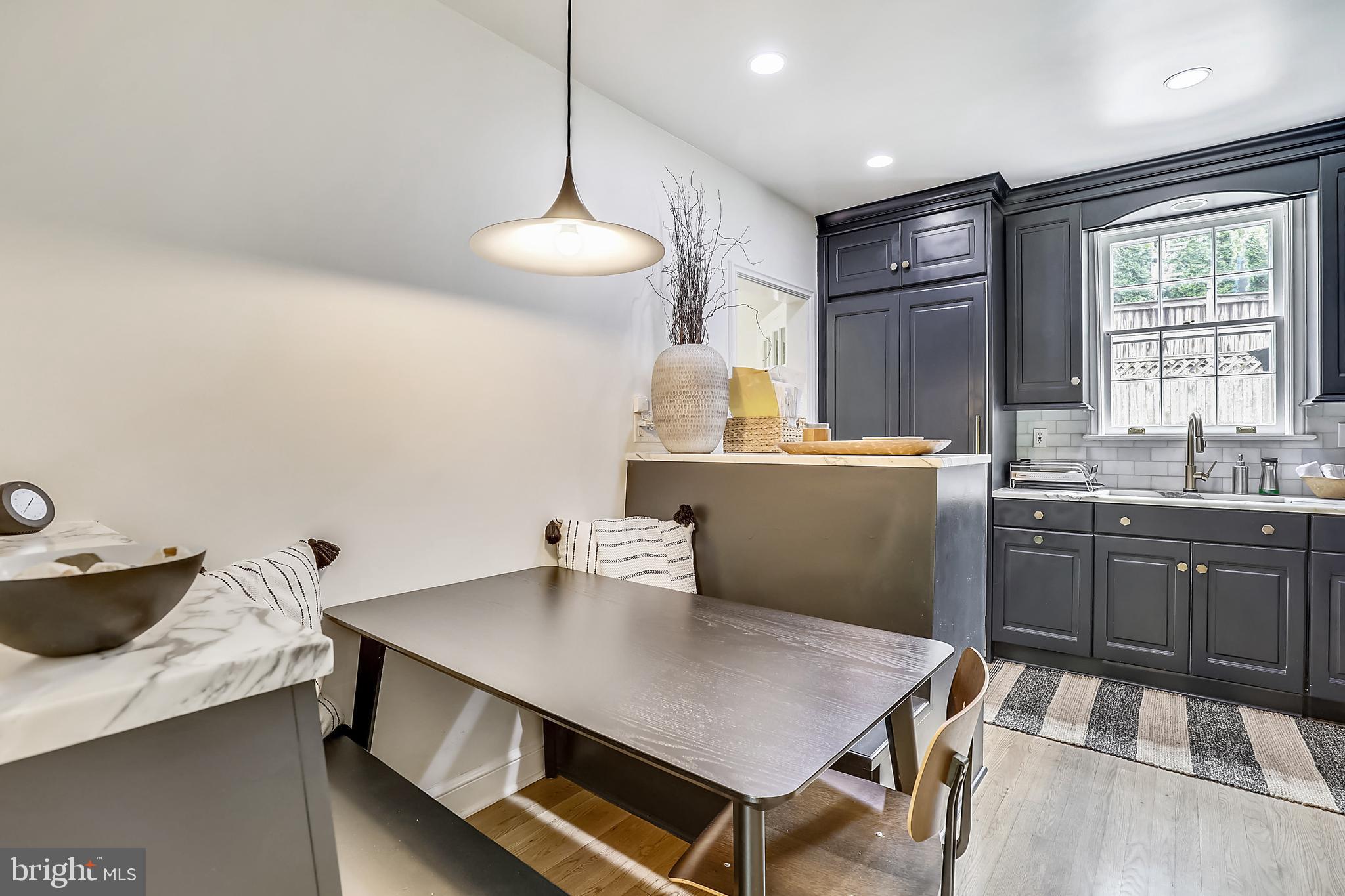 7704 Chatham Road Chevy Chase, MD 20815 - Photo 16 of 43 Banquette is so inviting!