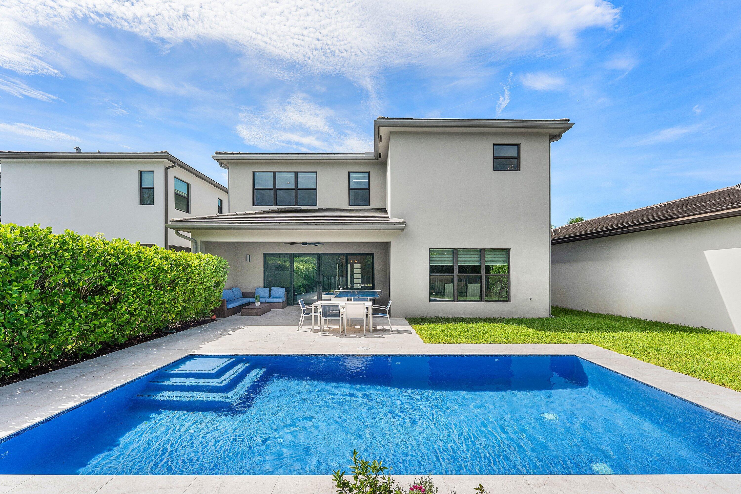 17516 Rainstream Road Boca Raton, FL 33496 - Photo 26 of 61 048-17516RainstreamRoad-BocaRaton-FL-334