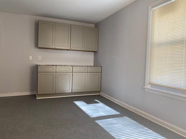 66 Pendleton Avenue Springfield, MA 01109 - Photo 8 of 17
