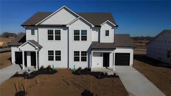 $275,706 | 12416 East Acacia Drive, Lee's Summit, MO 64086