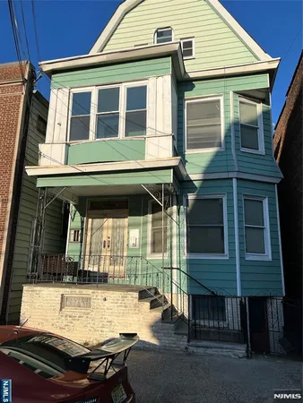 $3,000 | 109 Frank E Rodgers Boulevard North, Unit 2, Harrison, NJ 07029