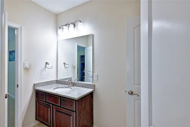 a view of a livingroom with furniture