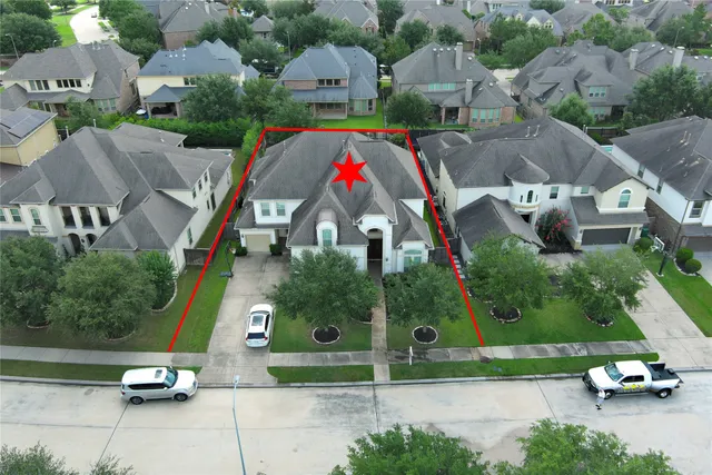 an aerial view of multiple house