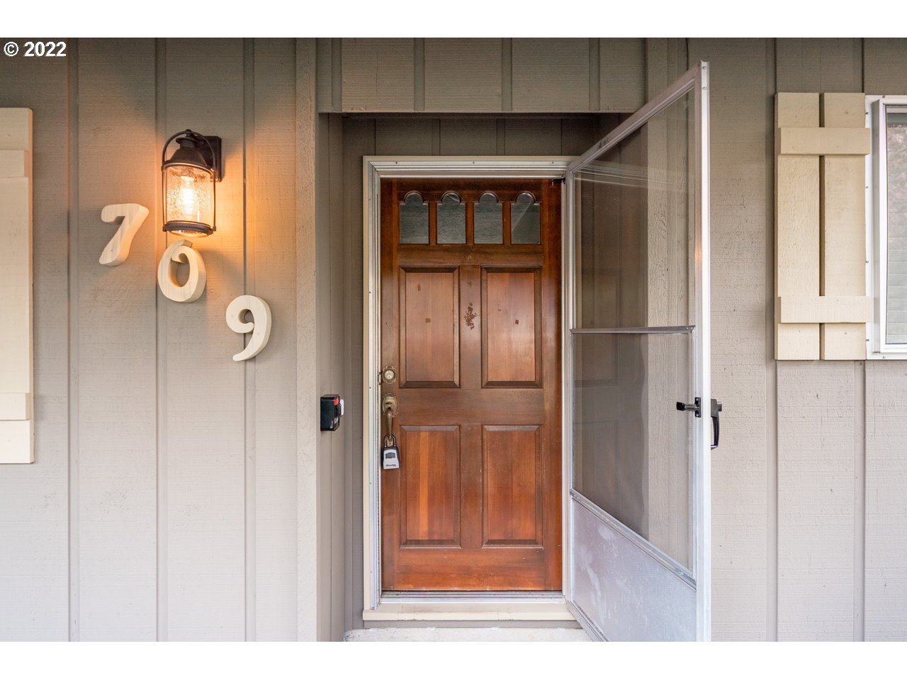 709 Southwest Mill Street Dallas, OR 97338 - Photo 2 of 32 Gallery Image 2