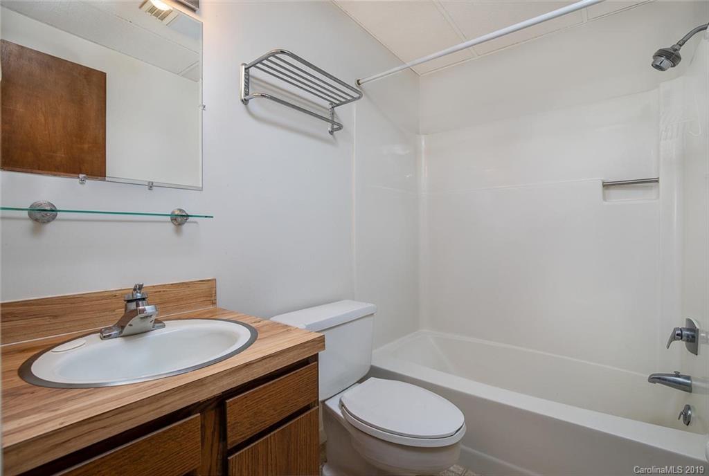 213 Oriole Road Brevard, NC 28712 - Photo 21 of 28 Gallery Image 21