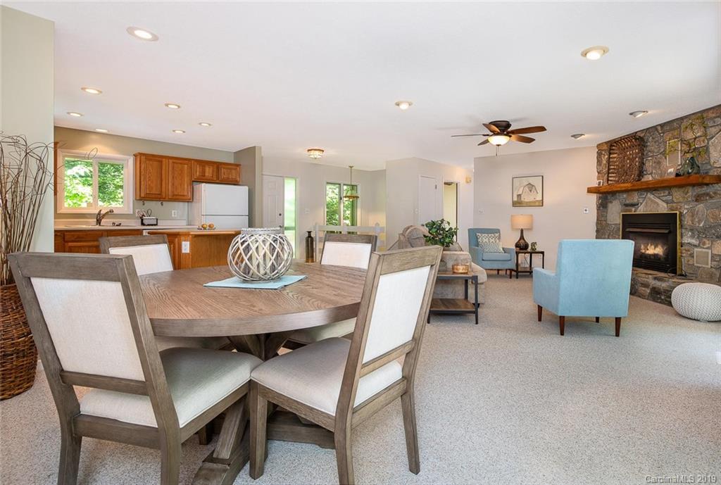 213 Oriole Road Brevard, NC 28712 - Photo 6 of 28 Gallery Image 6