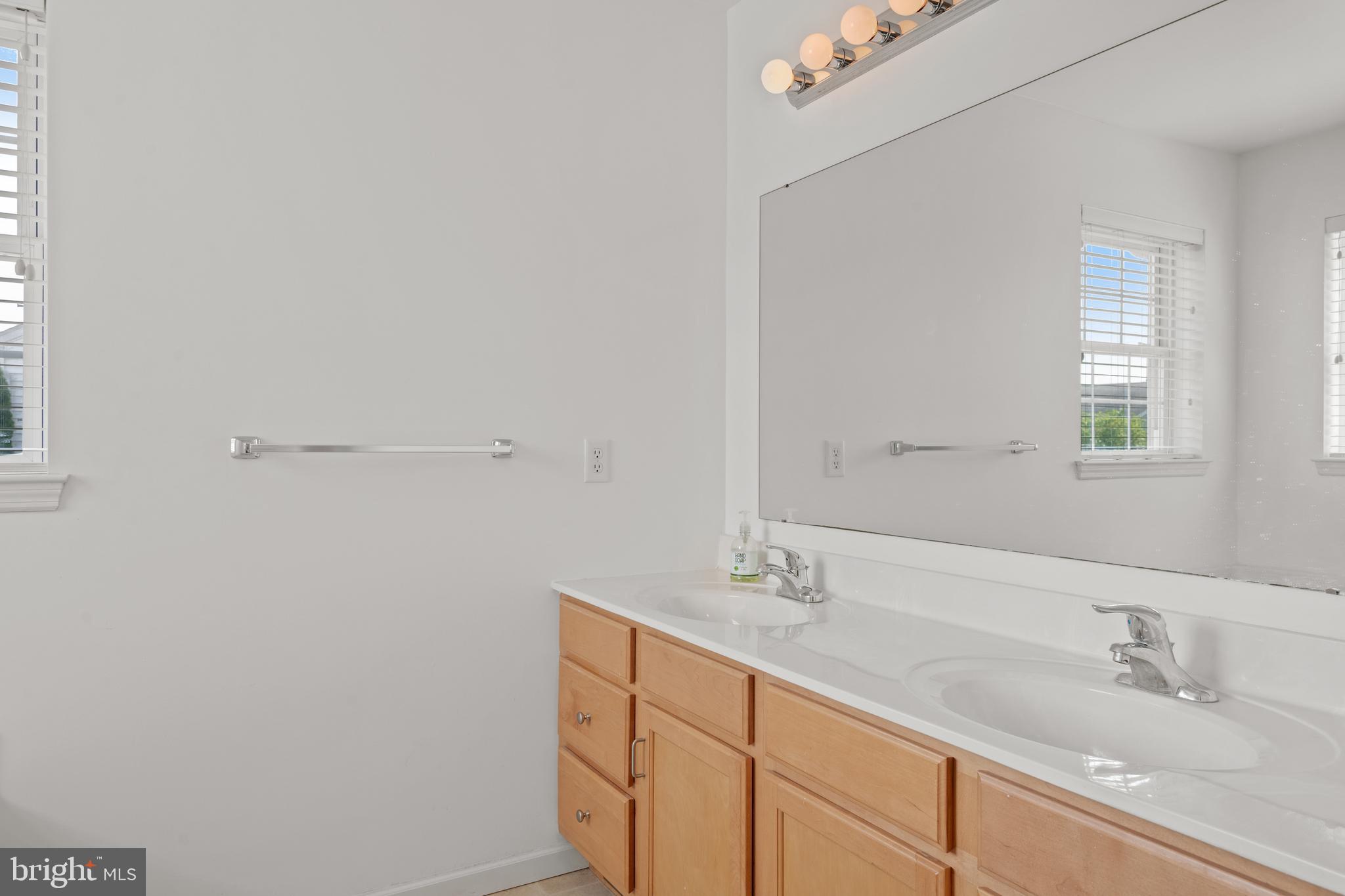 227 Deerfield Lane Lititz, PA 17543 - Photo 26 of 43 primary bathroom