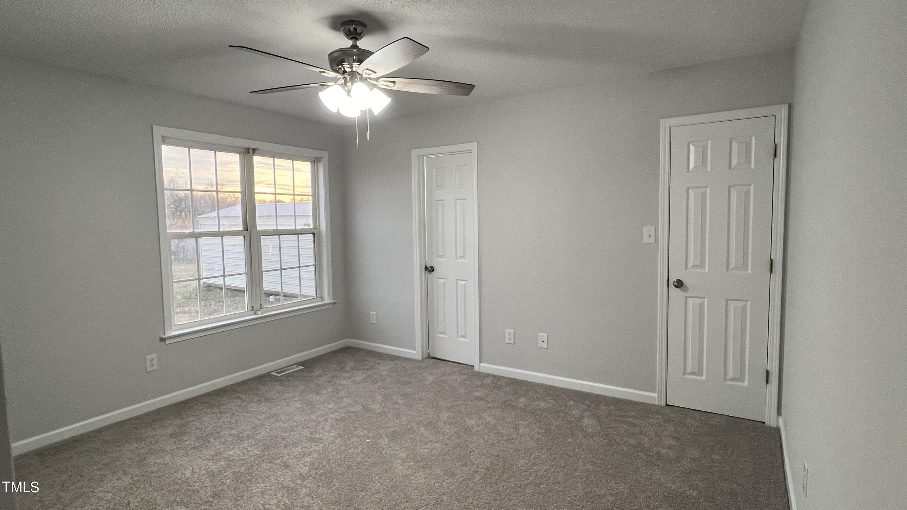 998 Campground Road Selma, NC 27576 - Photo 11 of 20 Master bedroom