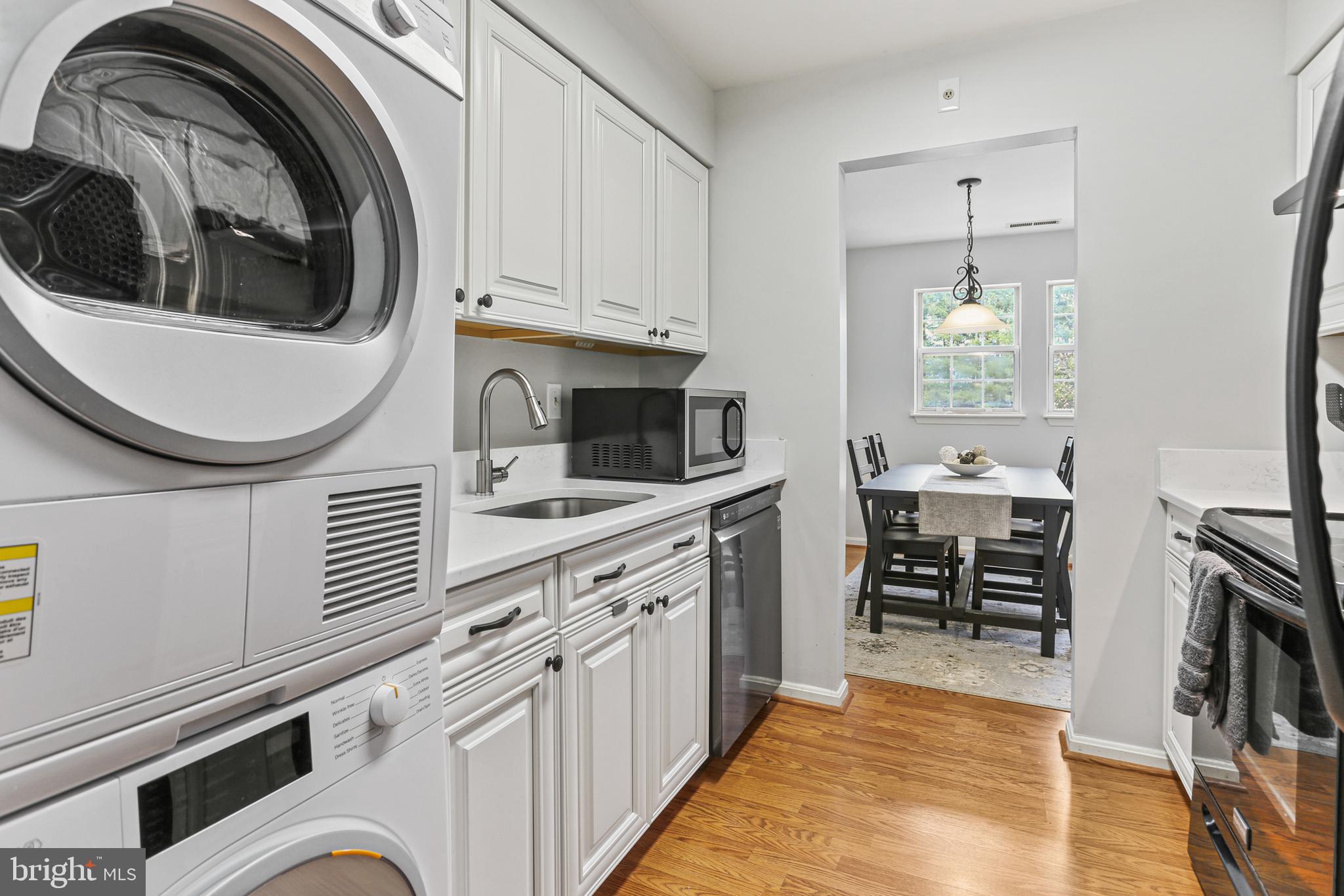 8583 Falls Run Road, Unit I Ellicott City, MD 21043 - Photo 5 of 29 Kitchen