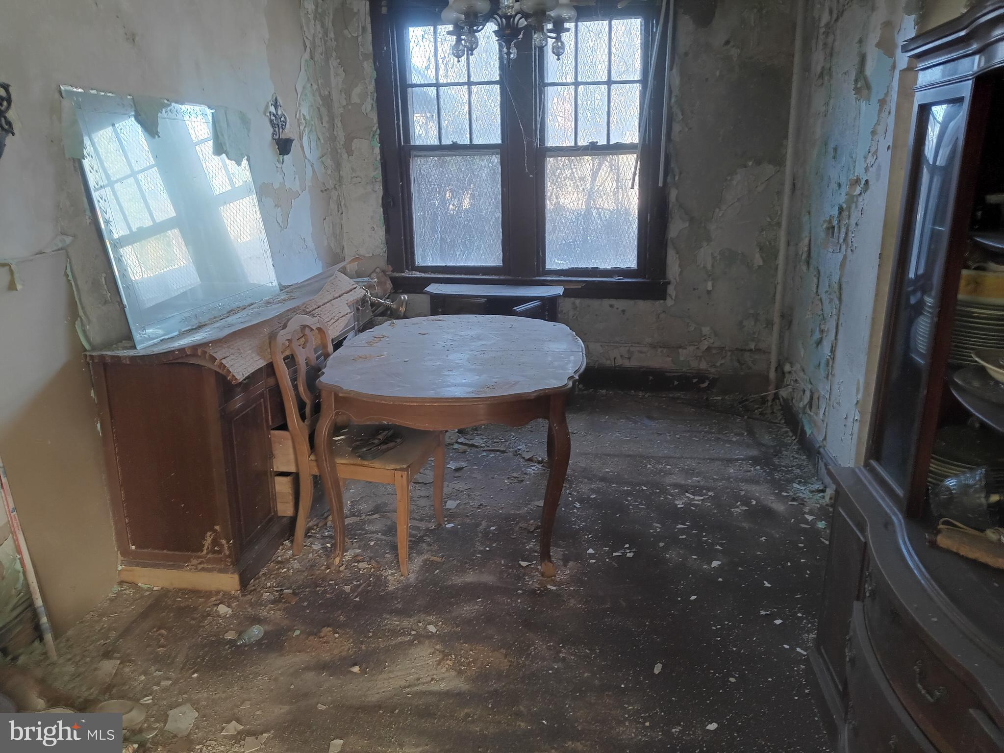 2118 Presbury Street Baltimore, MD 21217 - Photo 4 of 10