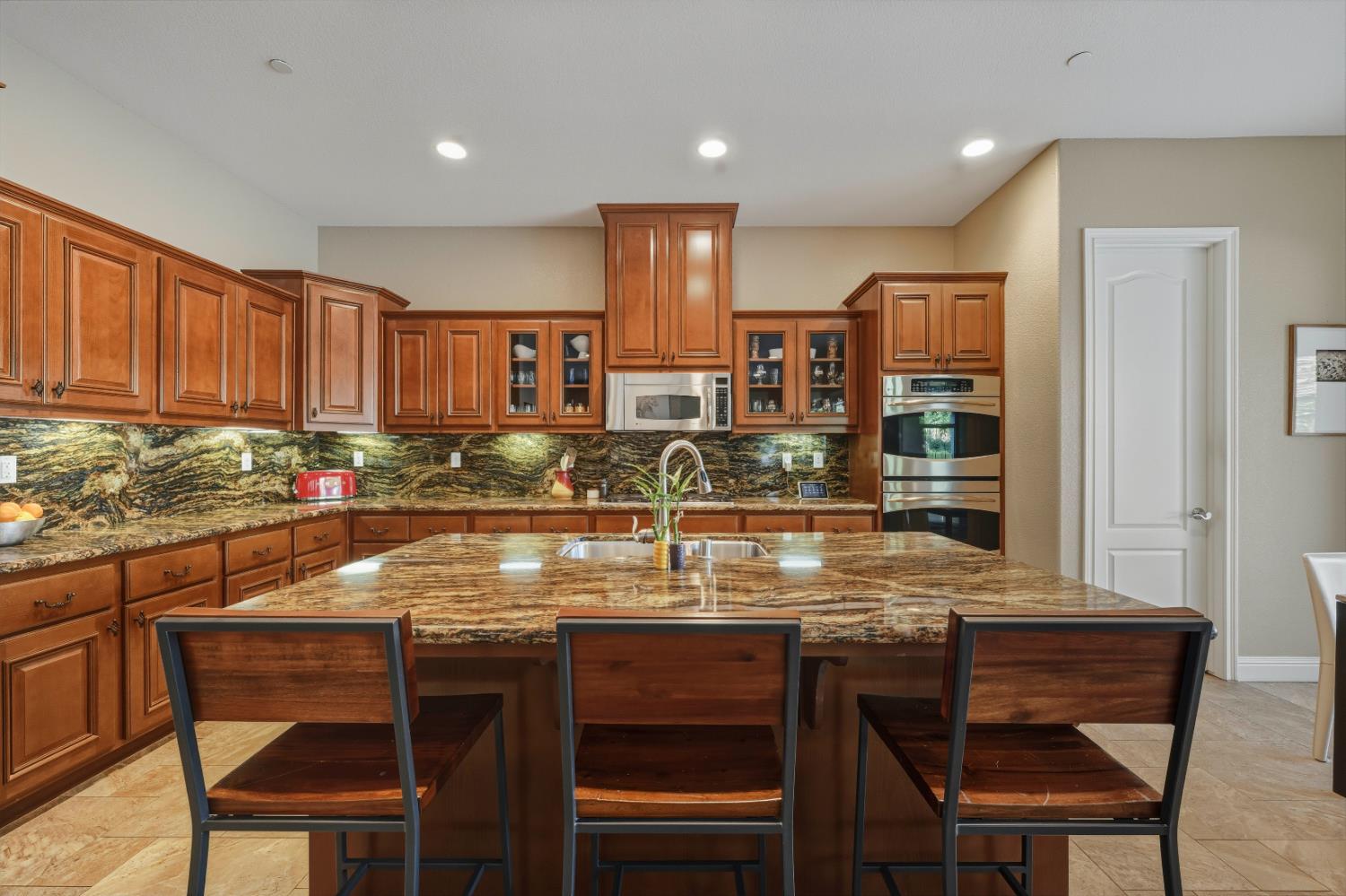 235 Almond Ridge Court El Dorado Hills, CA 95762 - Photo 20 of 84