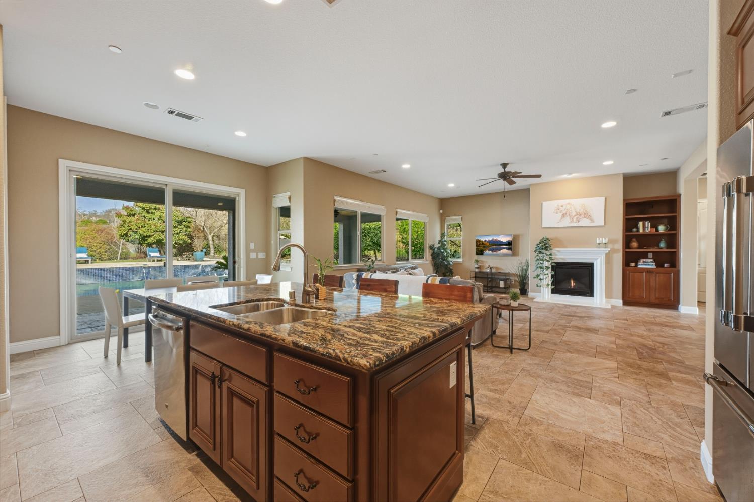 235 Almond Ridge Court El Dorado Hills, CA 95762 - Photo 23 of 84