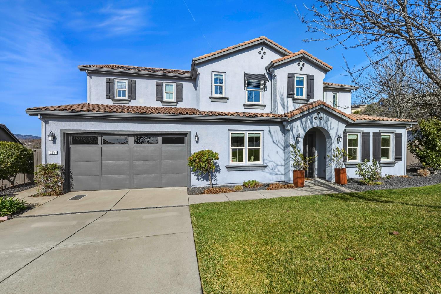 235 Almond Ridge Court El Dorado Hills, CA 95762 - Photo 6 of 84