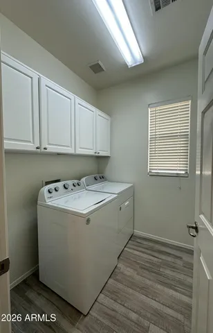 a view of utility room