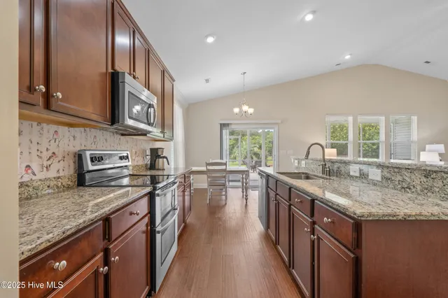 $498,000 | 695 Iredel Court, Calabash, NC 28467