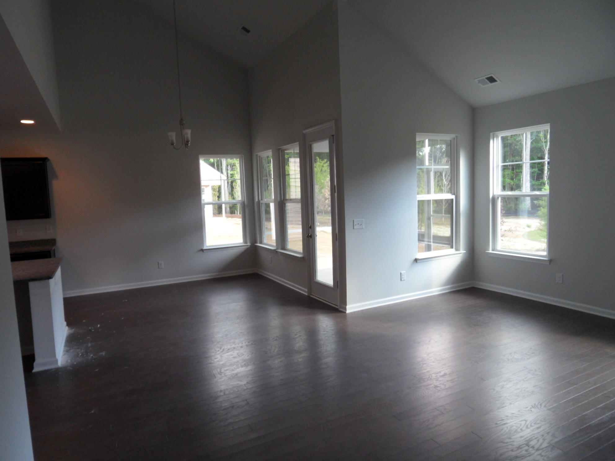 183 Hickory Ridge Way Summerville, SC 29483 - Photo 11 of 34 SAM_3746