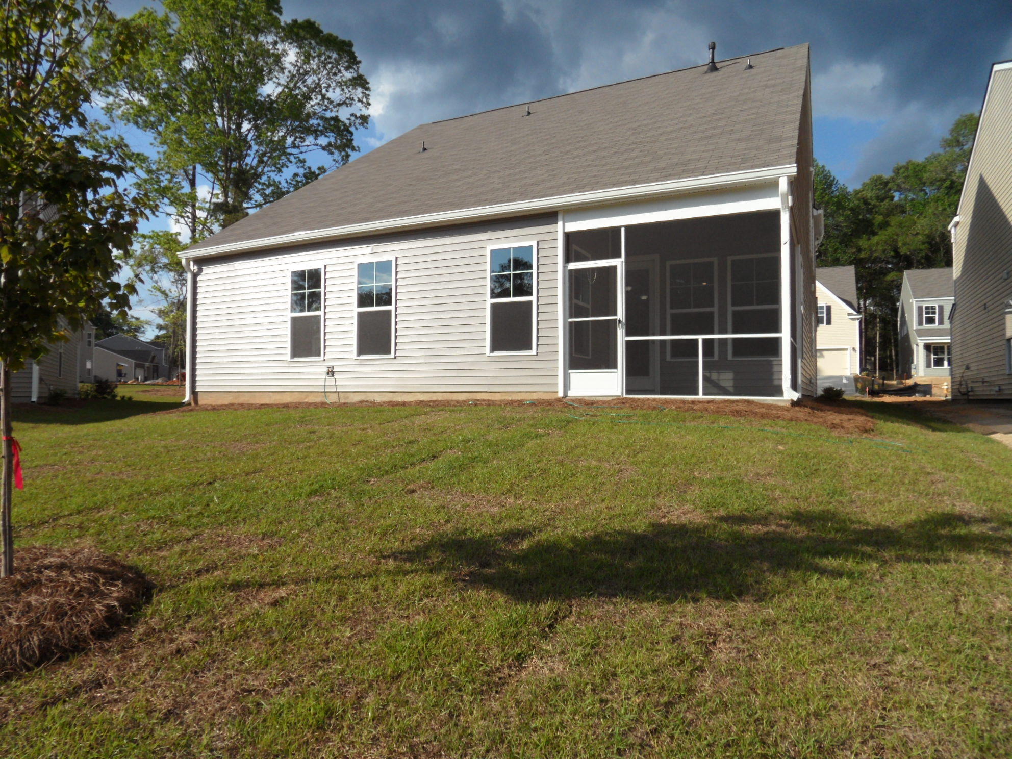 183 Hickory Ridge Way Summerville, SC 29483 - Photo 3 of 34 SAM_3739