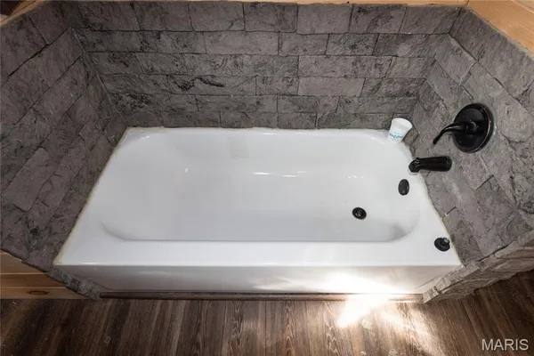 $295,000 | 10498 Hwy Z, Falcon, MO 65470