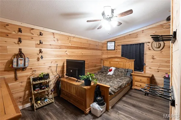 $295,000 | 10498 Hwy Z, Falcon, MO 65470