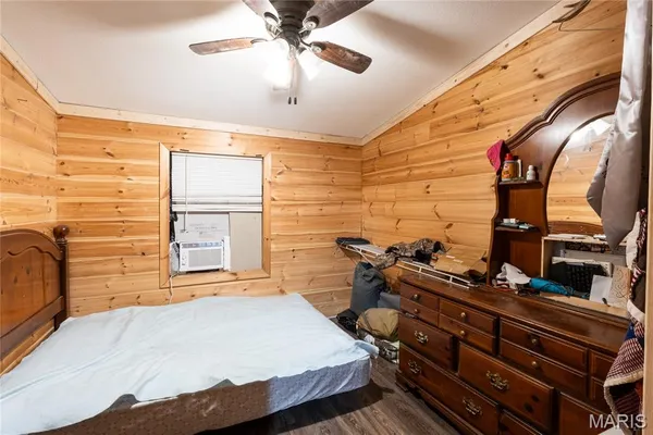 $295,000 | 10498 Hwy Z, Falcon, MO 65470